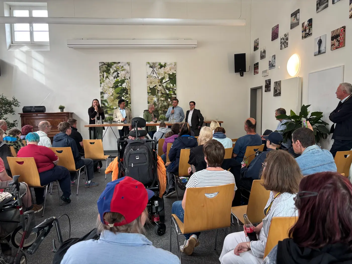 Gruppenbild Politischer Talk Neruerkerode