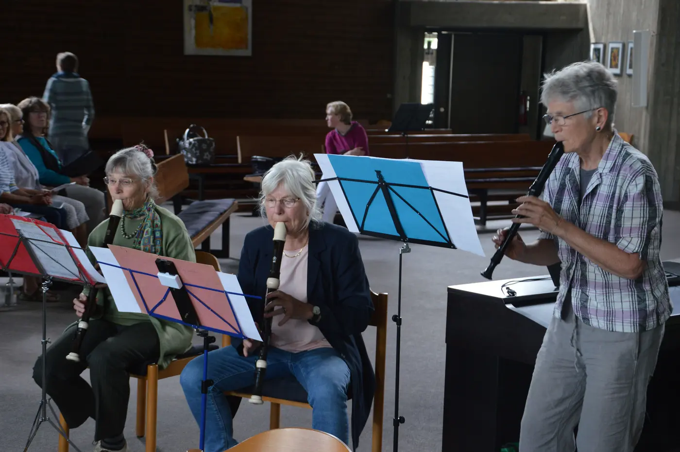 Die Flötengruppe Danki spielt in der Christuskriche in Braunschweig..